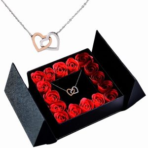 Nyaklánc egy rózsadobozban | HEARTS_ETERNALROSE